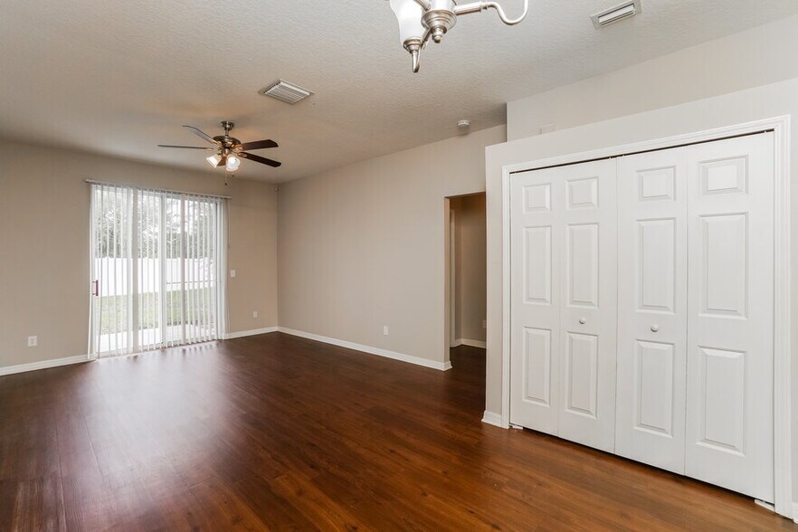 Building Photo - 13035 Haverhill Dr