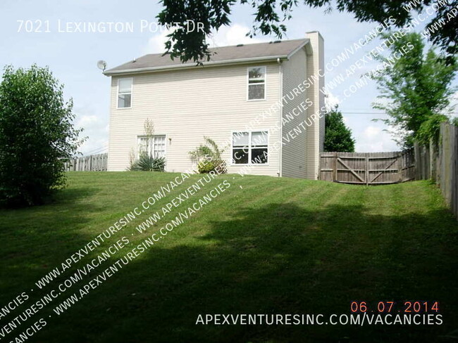 Building Photo - 7021 Lexington Point Dr