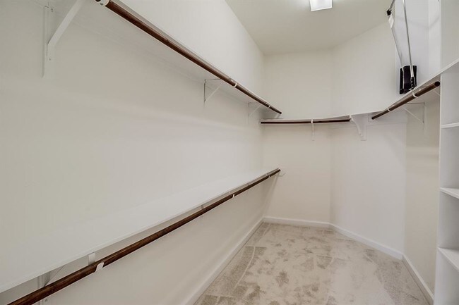 Building Photo - 17106 Rainier Creek Dr