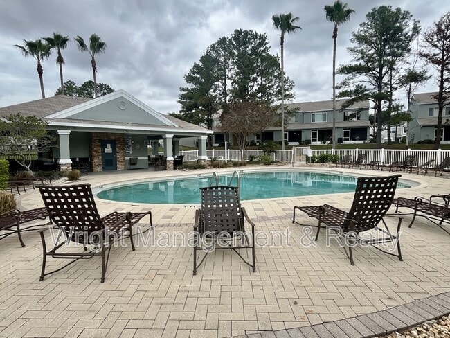 Building Photo - 2348 Lake Woodberry Cir