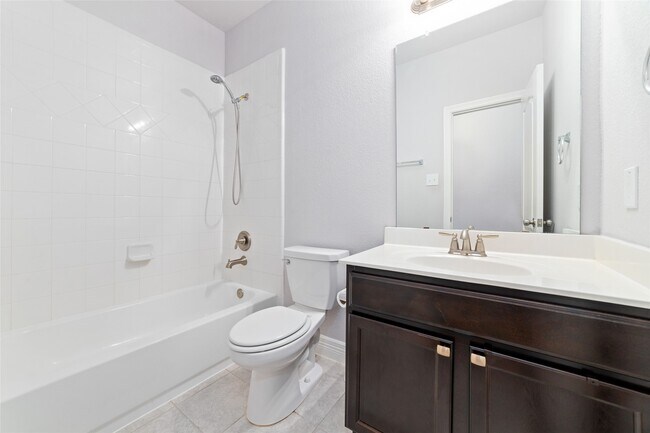 Building Photo - 3230 Andlor Hills Dr