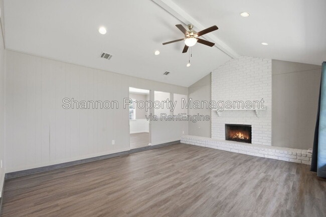 Building Photo - 6215 Autumn Arbor Dr
