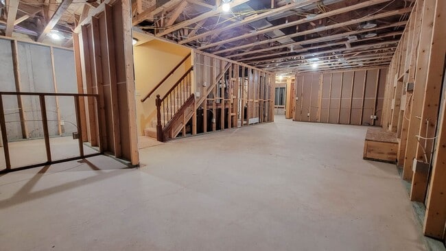 Building Photo - 6614 N Upchurch