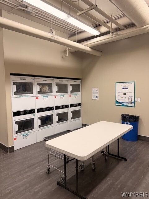 Building Photo - 2917 Main St