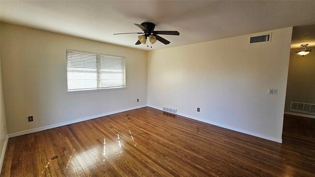 Building Photo - 4205 NW 60th St