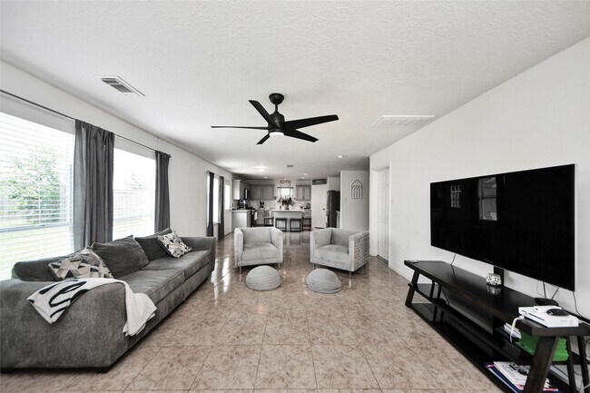 Building Photo - 9107 S Ferndale Pl Dr