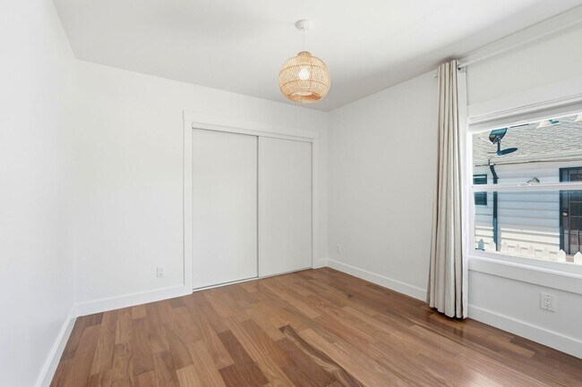 Building Photo - Beautiful Spacious 3-bedroom 2-Bath Home in Berkeley!