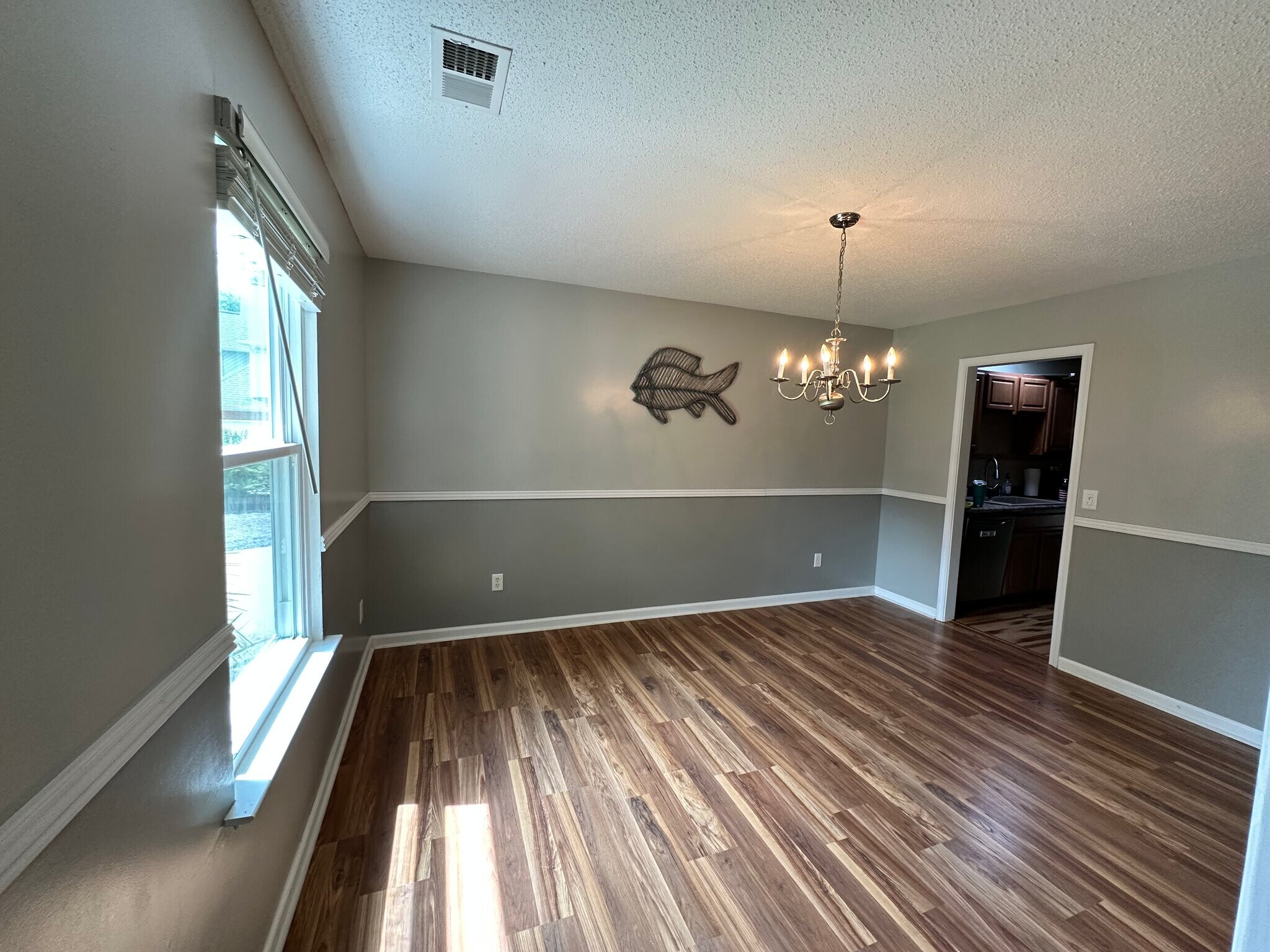Building Photo - 435 Smallwood Dr