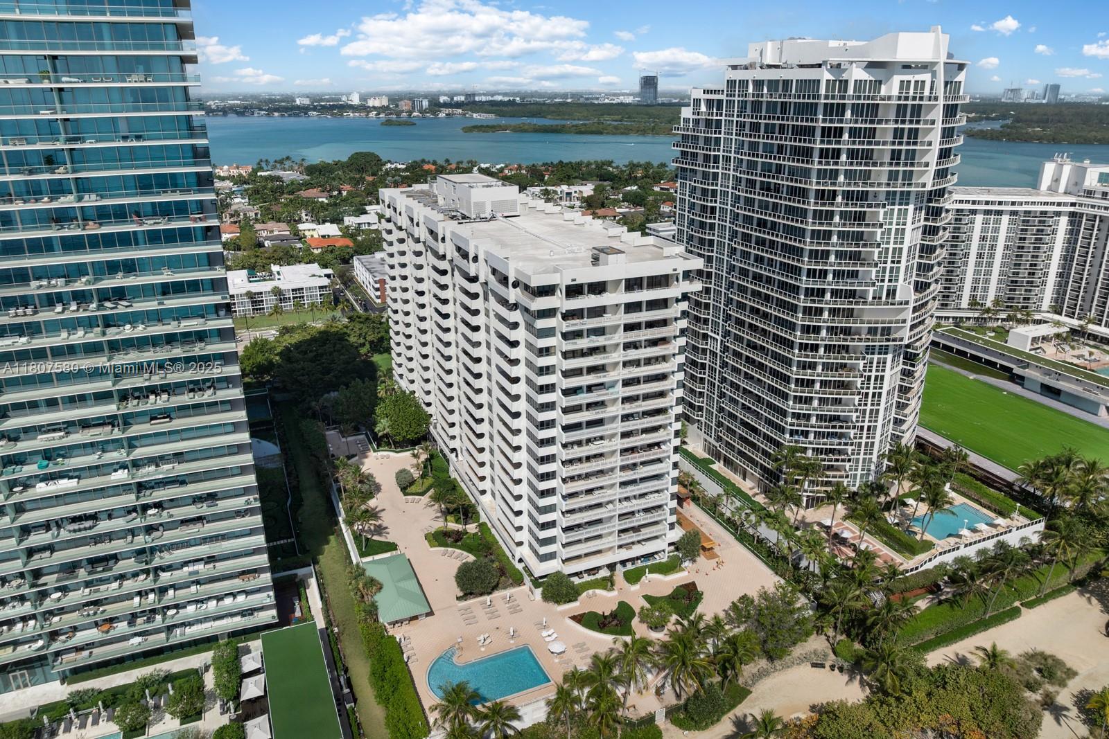 Building Photo - 10205 Collins Ave