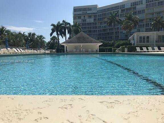 Building Photo - 881 Ocean Dr