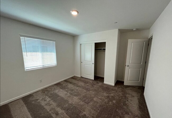 Building Photo - Two weeks free rent  "Spacious 4-Bedroom Haven with 2 Full Baths in Merced – Your Dream Home Awai...