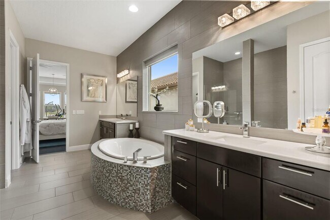 Building Photo - 3967 Equine Cove