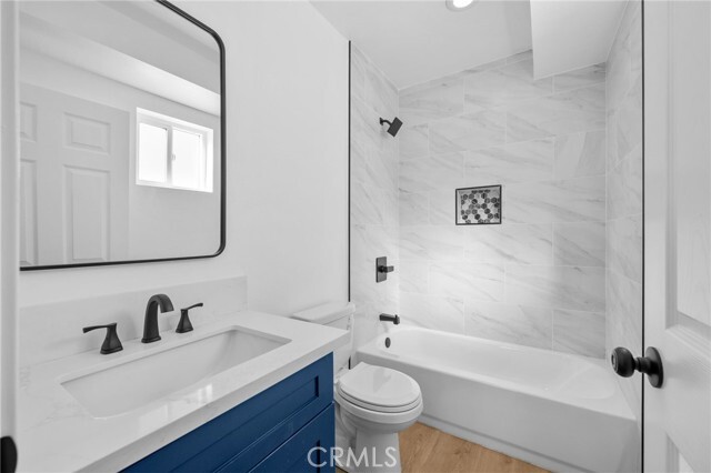 Building Photo - 3223 Lanfranco St