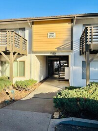 Building Photo - Beautiful 1 bedroom 1 Bathroom