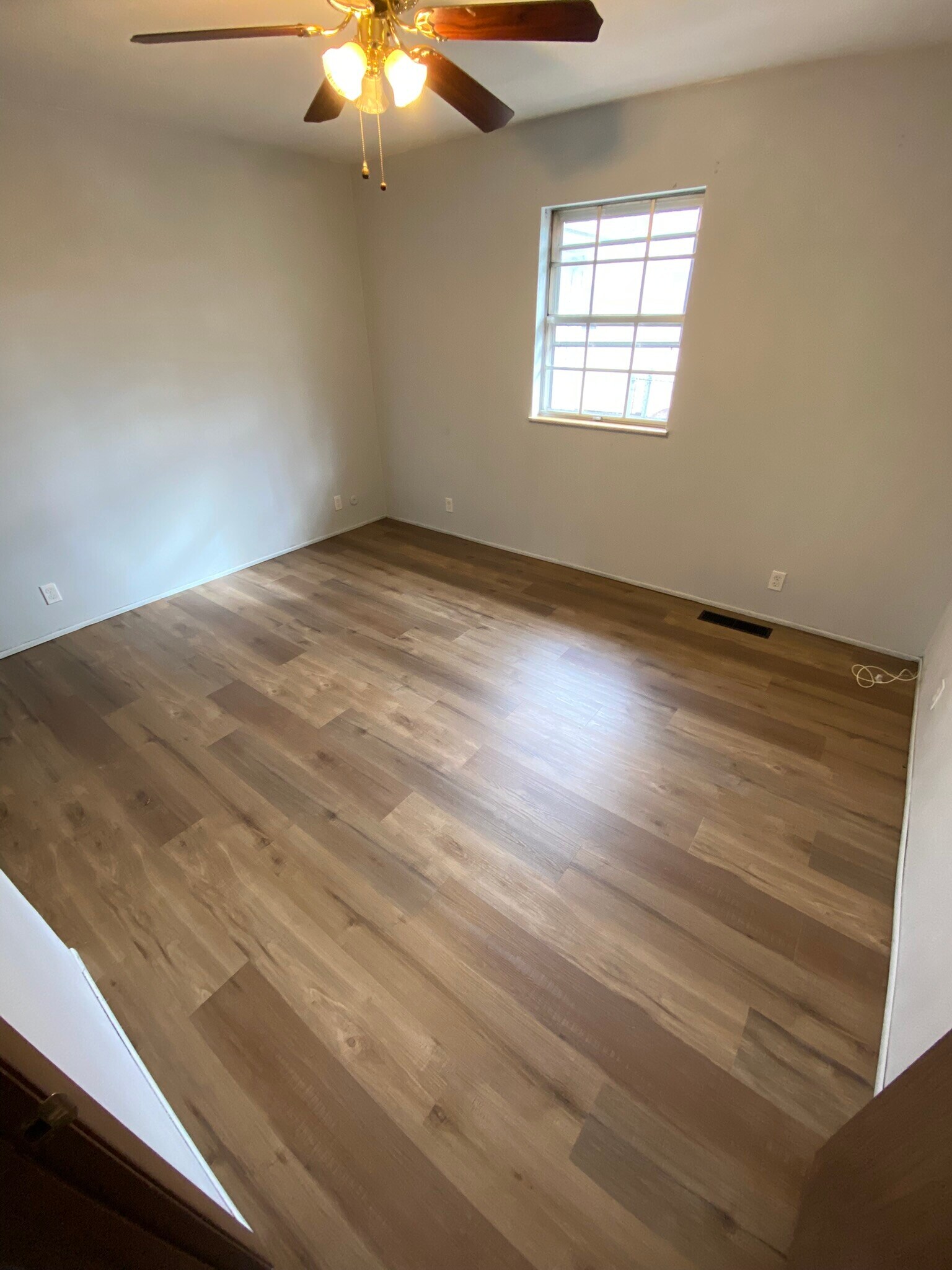 Master Bedroom - 13 Independence Dr