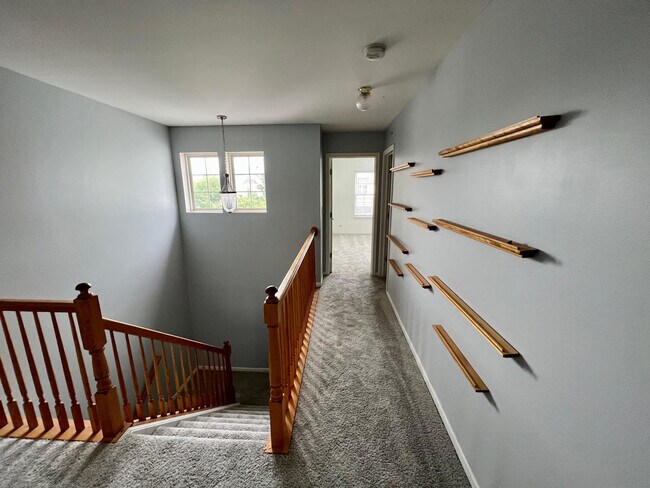 Building Photo - 146 Tanglewood Dr