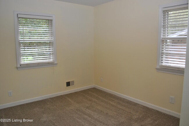 Building Photo - 12011 Brookmoor Dr