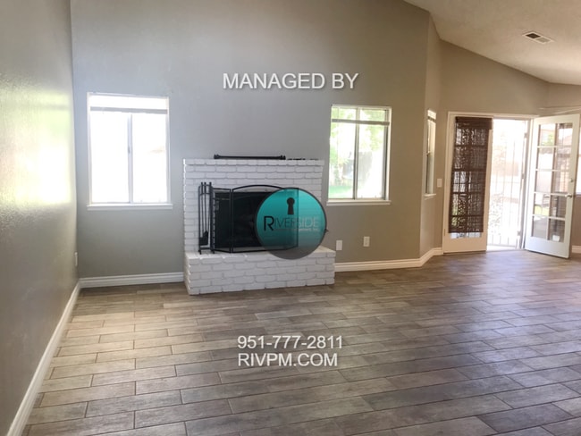 Building Photo - Stunning 2-Bedroom Moreno Valley Home – Yo...