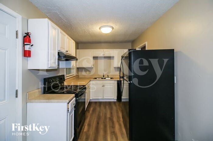 Building Photo - 1836 Evans Dr SW