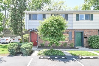Building Photo - 7752 Montgomery Rd