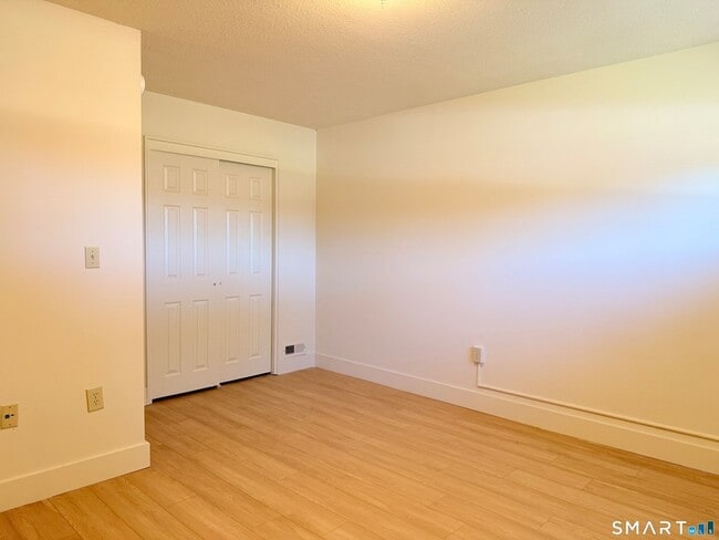 Building Photo - 44 Montoya Cir