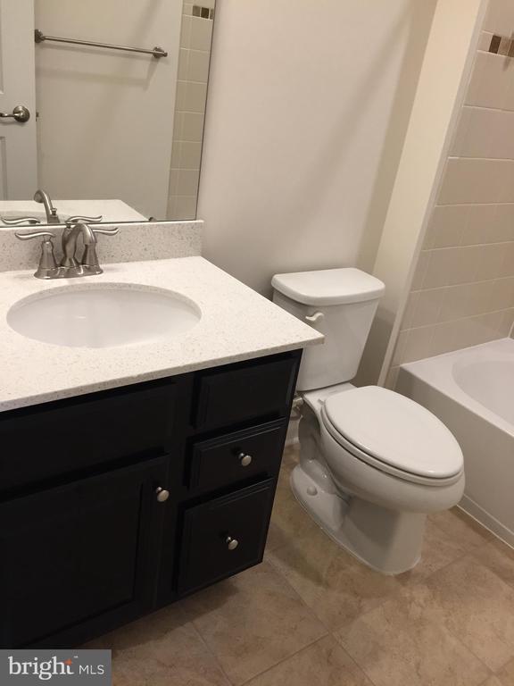 Building Photo - 10749 Hinton Wy