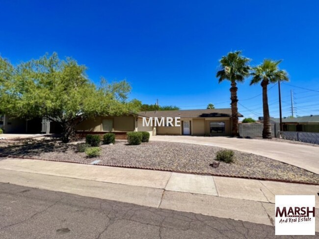 Primary Photo - NICE 3 BEDROOM HOME IN SCOTTSDALE!