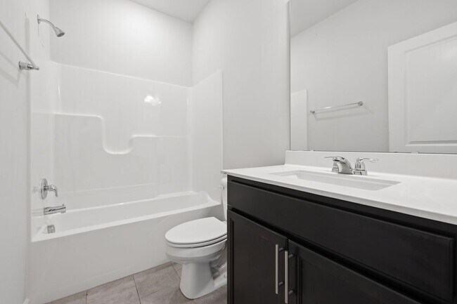 Building Photo - 707 Spoonbill Trl