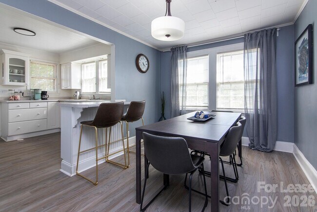 Building Photo - 9531 Idlewild Rd