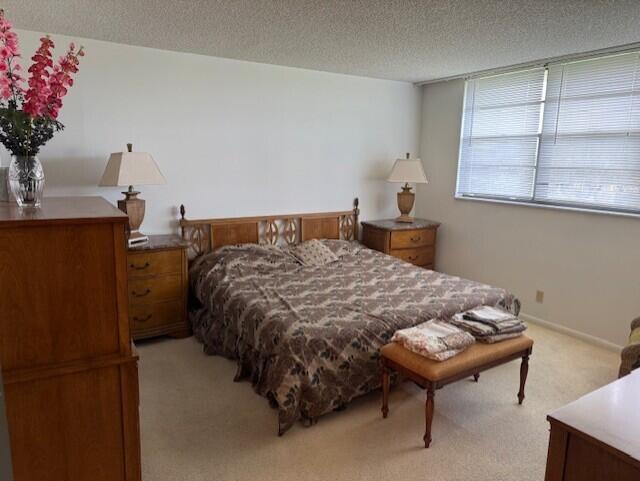 Building Photo - 2420 Deer Creek Country Club Blvd