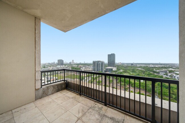 Building Photo - 3333 Allen Pkwy