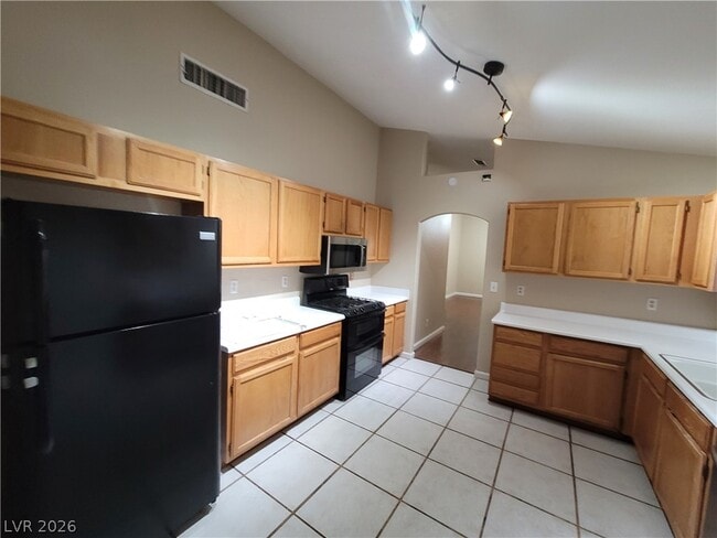 Building Photo - 2458 Color Canyon Way
