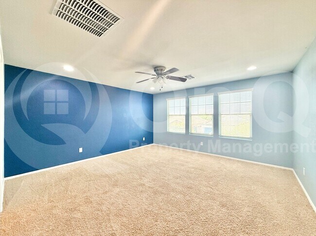 Building Photo - 3159 E Chisum Ln