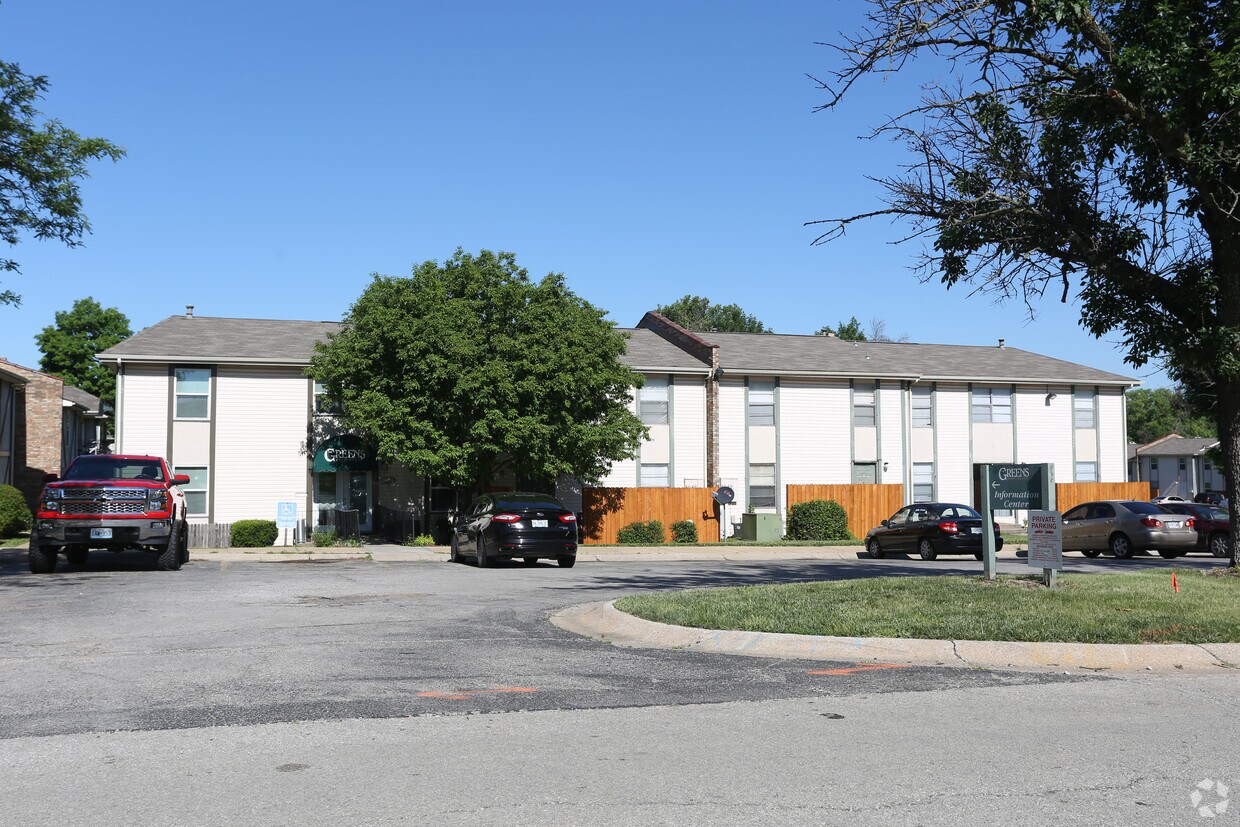 The Greens Apartments Kansas City Mo Apartment Finder