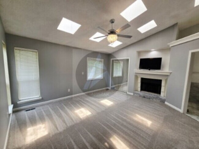 Building Photo - 1041 Kennesborough Rd NW