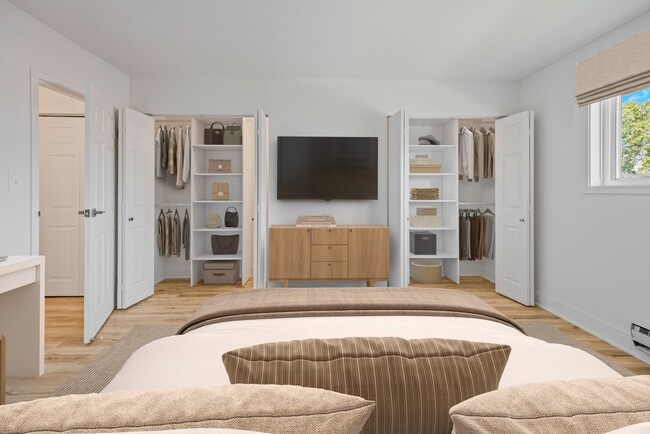 Building Photo - Modern 2 Bedroom Apartments | Recently Renovated | Pet Friendly | Prime Location