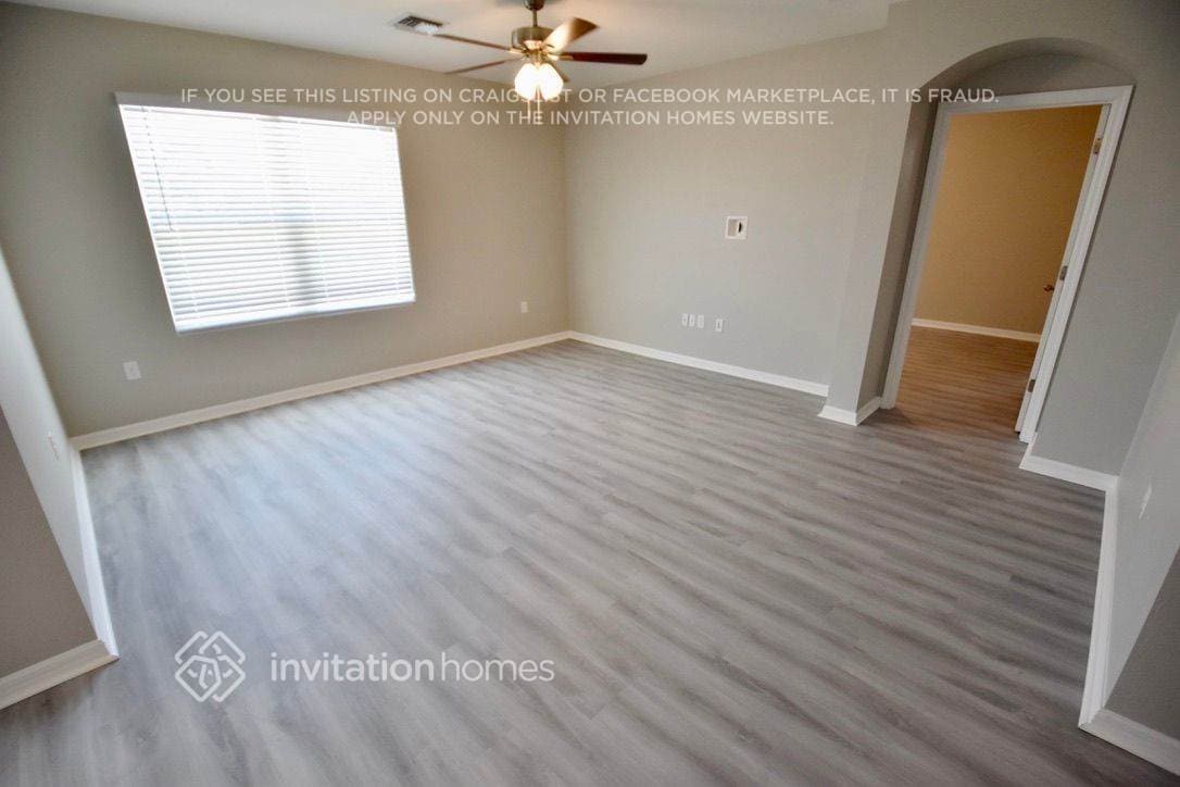 Building Photo - 15532 Rose Grove Dr