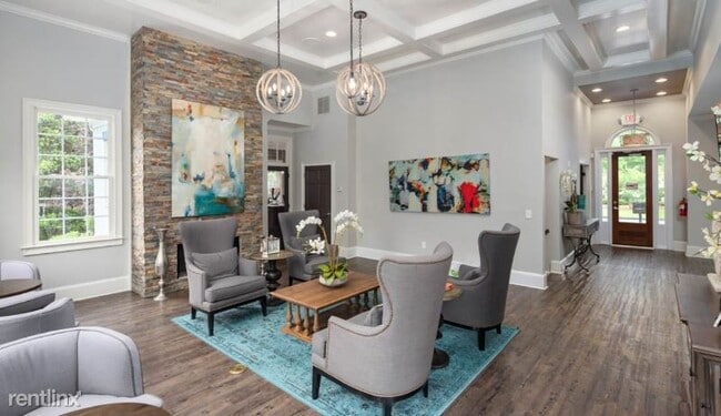 Building Photo - 215 Caswyck Trace