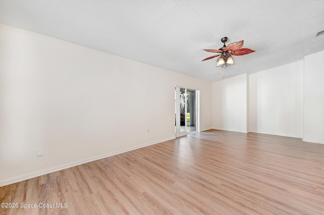 Building Photo - 1652 La Maderia Dr