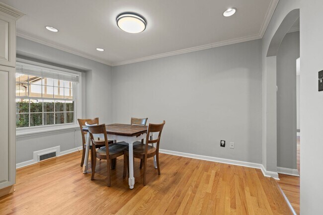 Building Photo - 181 Amazon Pl