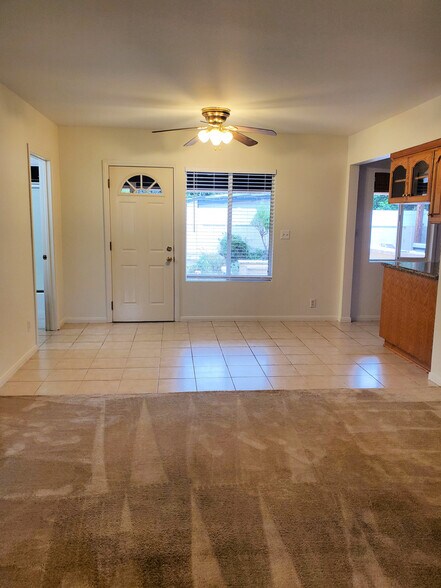 Living room is open to the kitcchen - 17961 Lull St