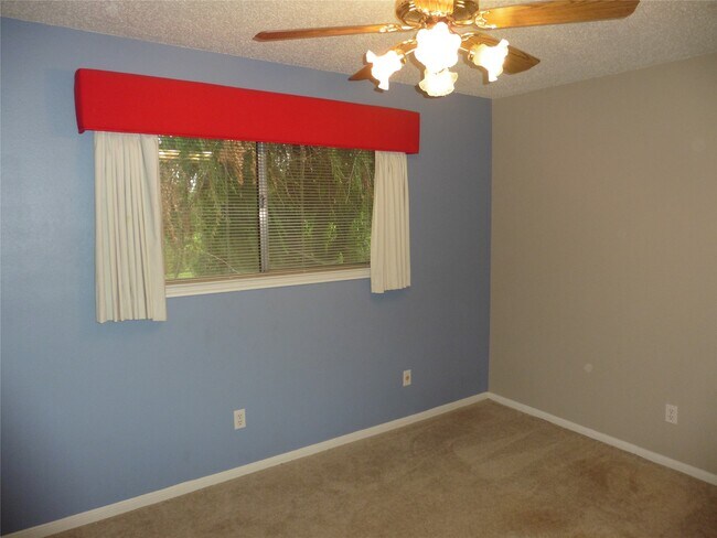 Building Photo - 3607 Duncaster Dr