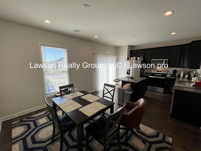 Building Photo - Upscale and Spacious Daleville Townhome