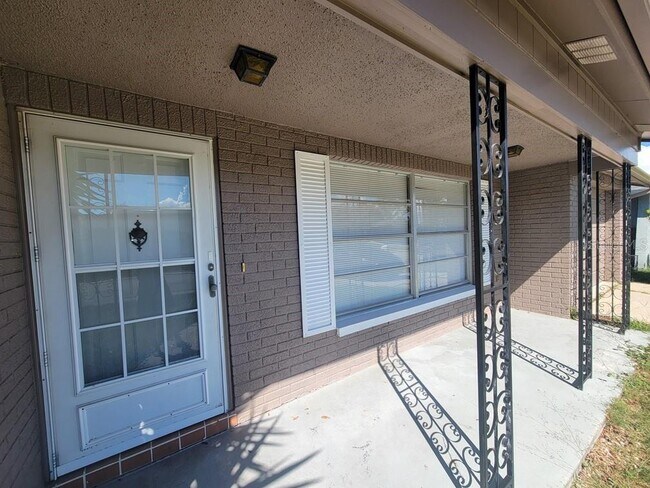 Building Photo - 7221 Stone Rd