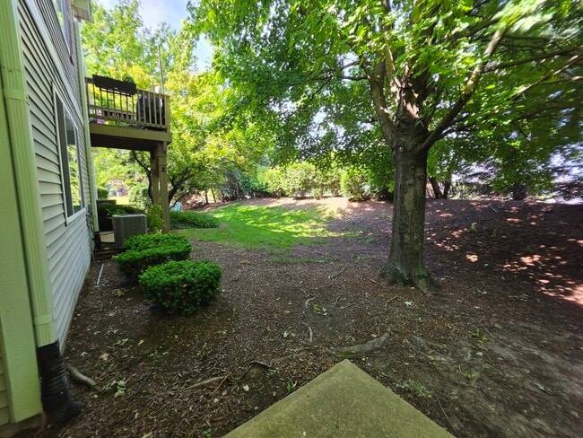 Building Photo - 3045 Kentshire Cir