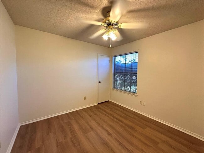 Building Photo - 4611 Tobago Cove