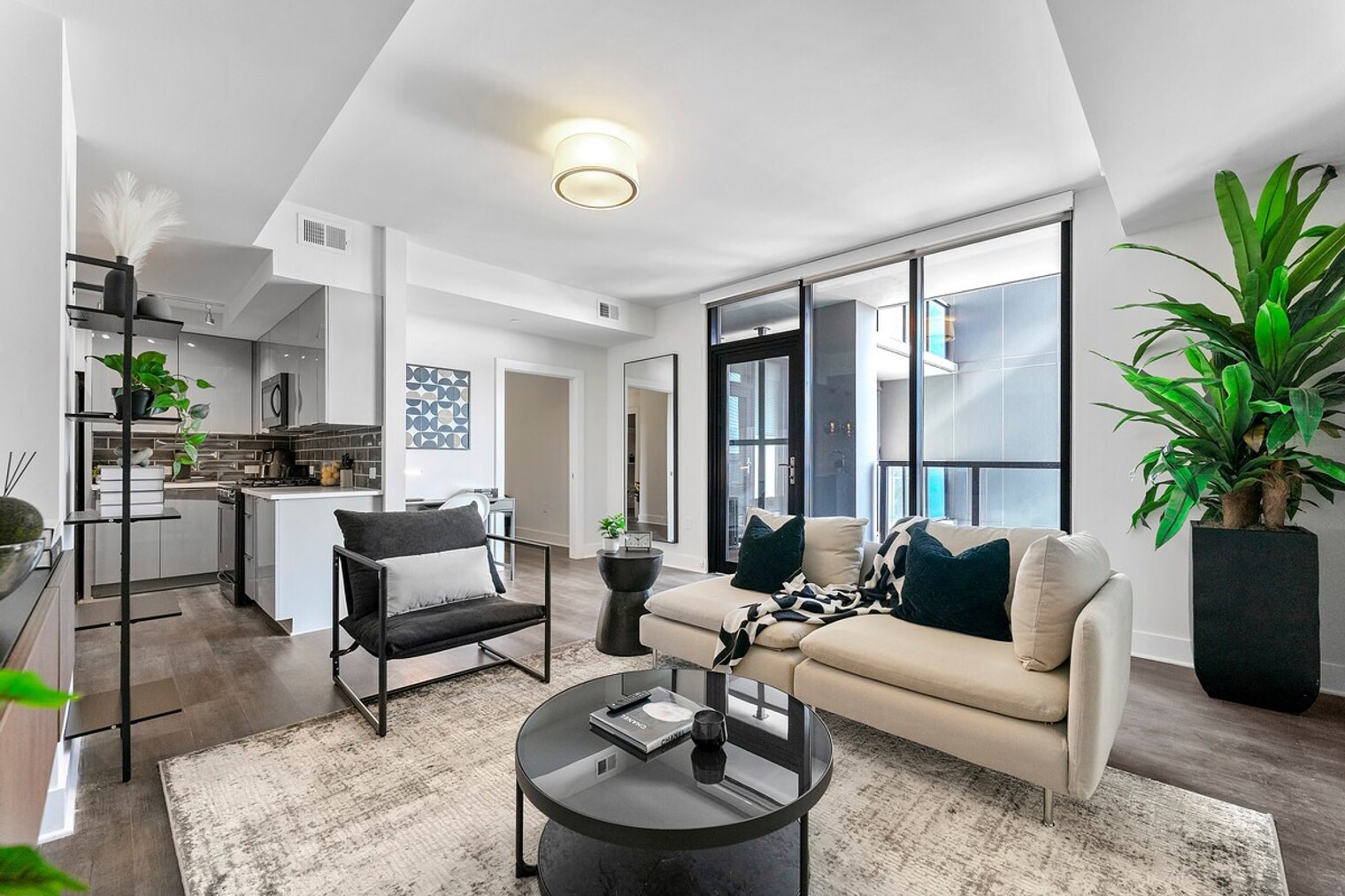 Building Photo - 1400 W Peachtree St NW