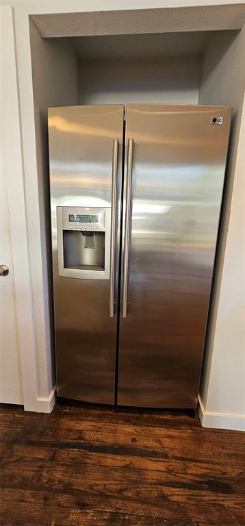 Building Photo - 1408 W 51st St