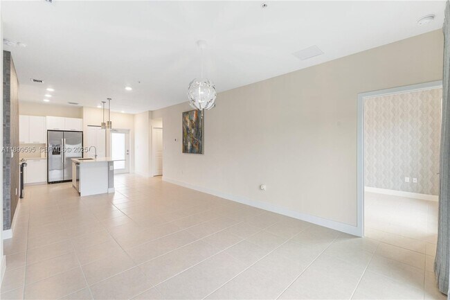 Building Photo - 8001 NW 41st St