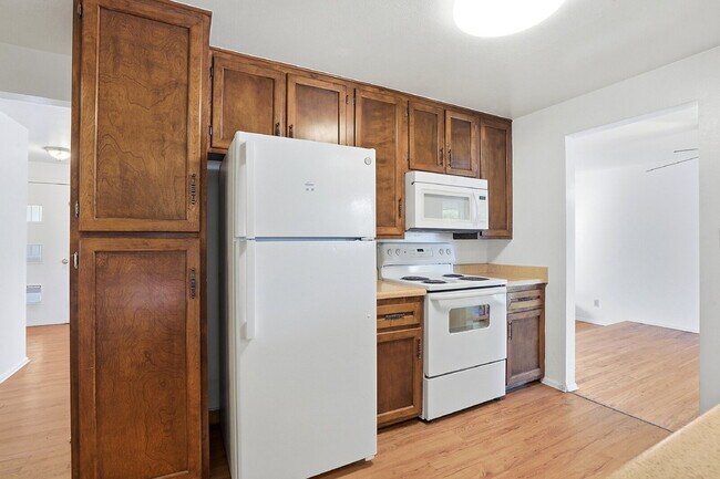 Building Photo - $2,695.95, 3-Bed, 2-Bath, Ranch House in Littleton with Great Fenced in Yard!
